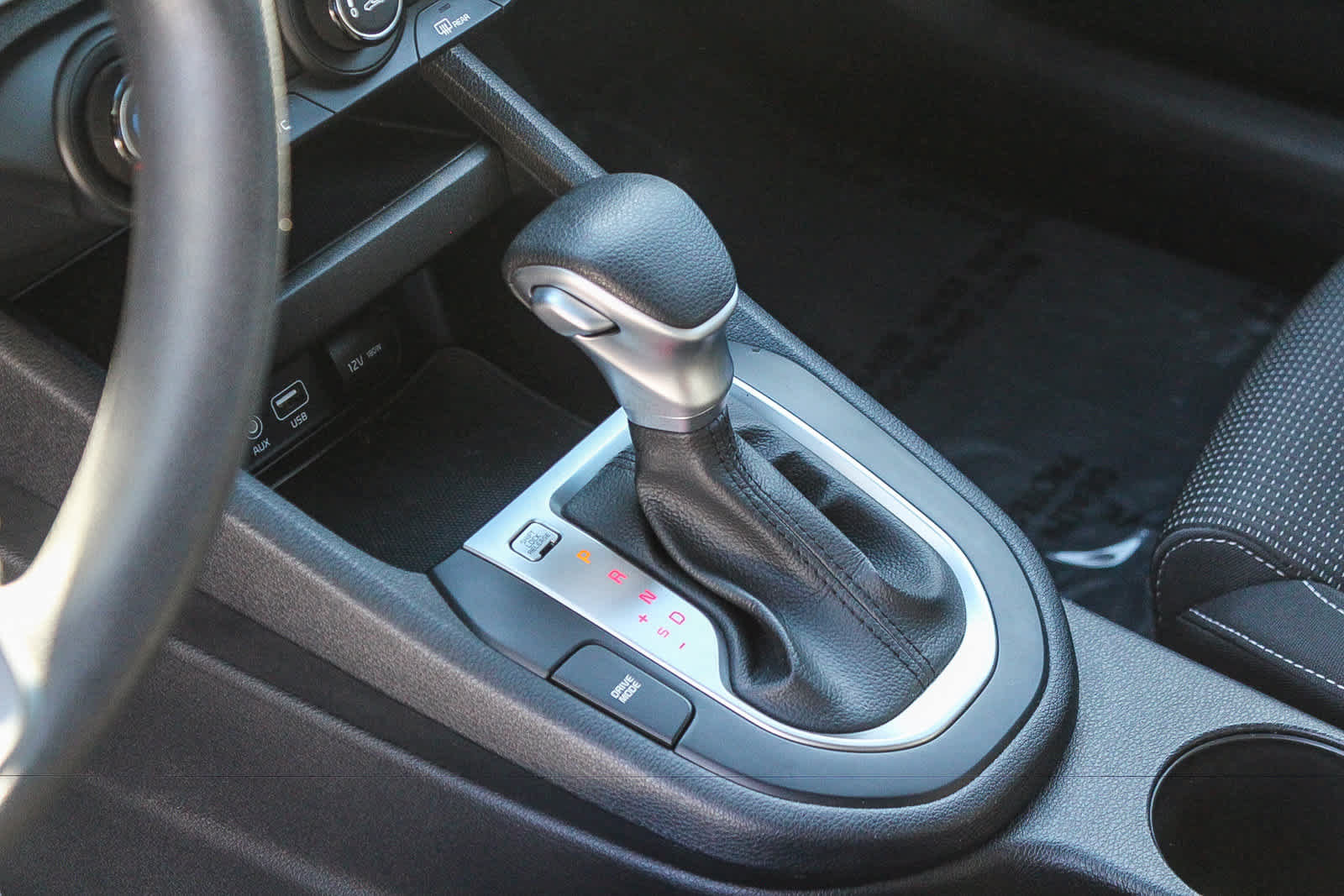 Used 2020 Kia Forte LXS FWD image 24