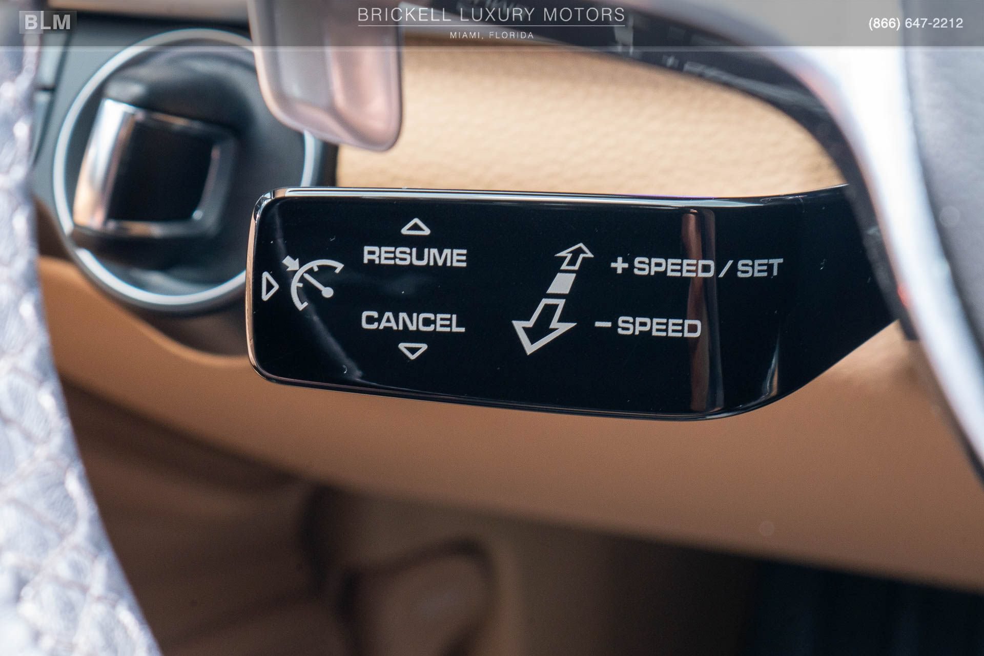 Used 2019 Porsche Panamera RWD image 37