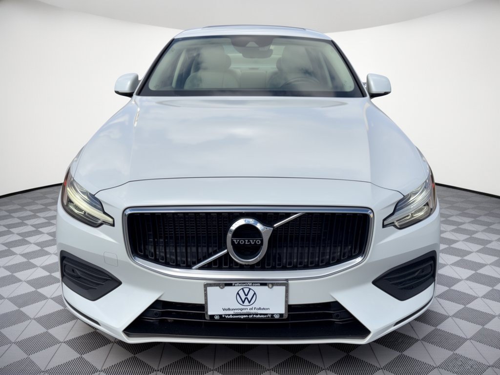 Used 2020 Volvo S60 T6 Momentum AWD/4WD image 6