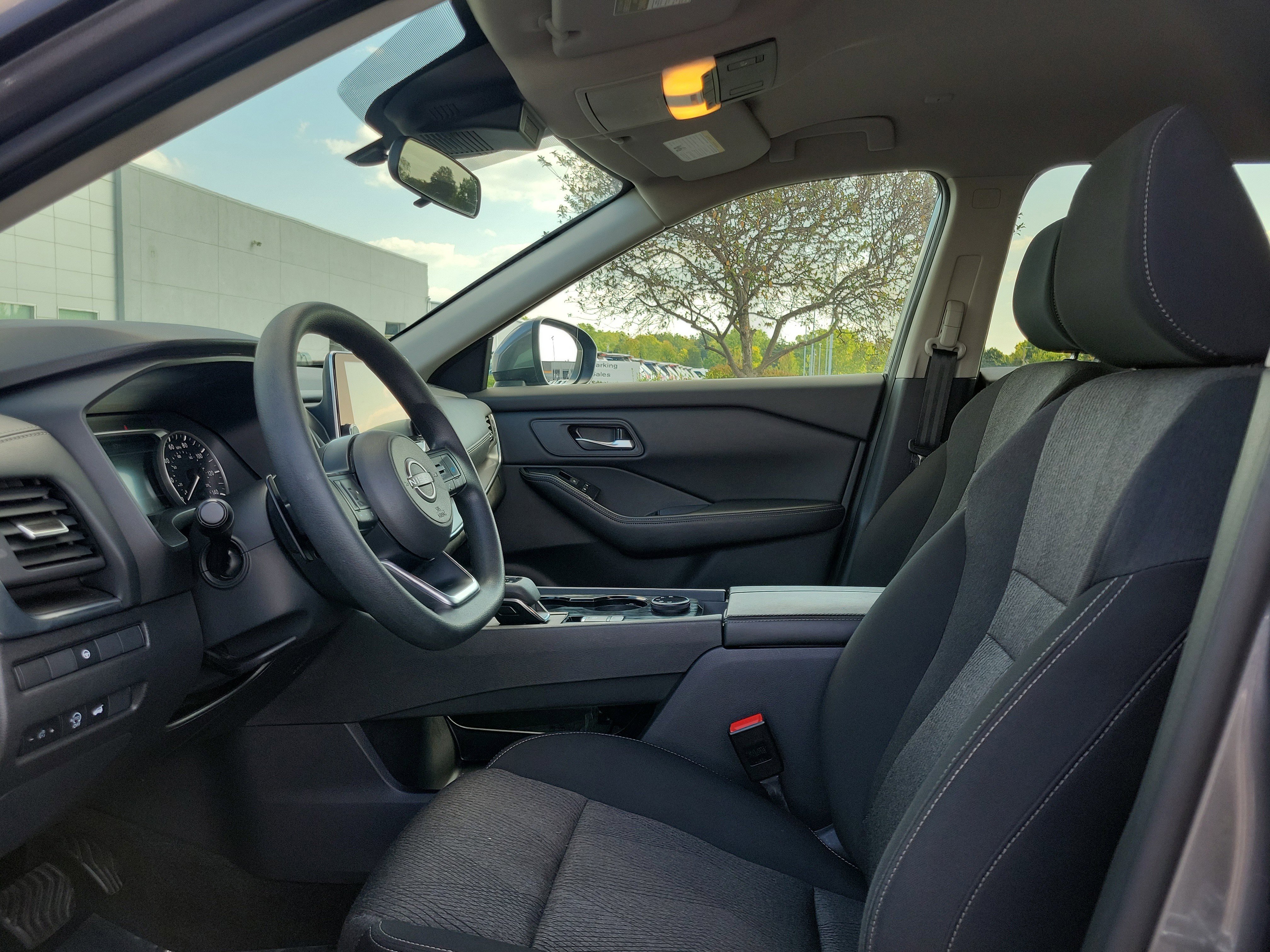 Certified 2024 Nissan Rogue SV image 15