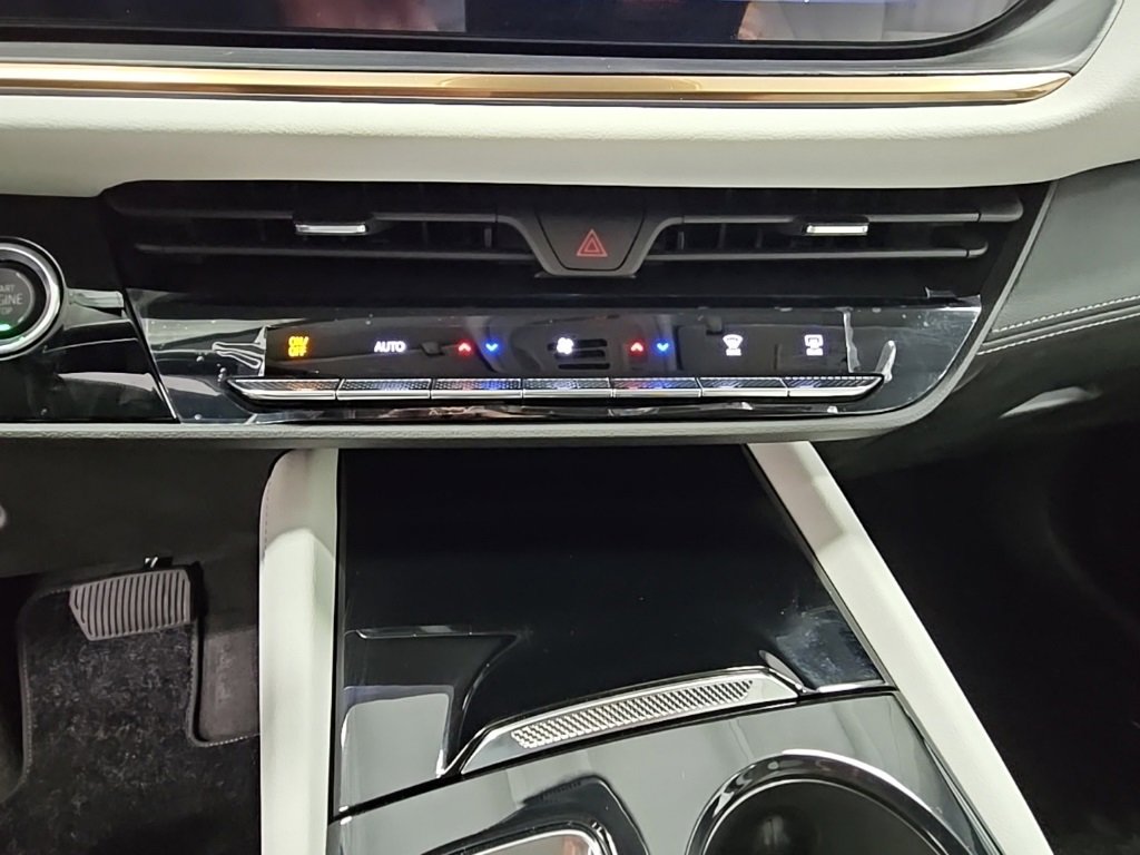 New 2025 Buick Envision Avenir image 20
