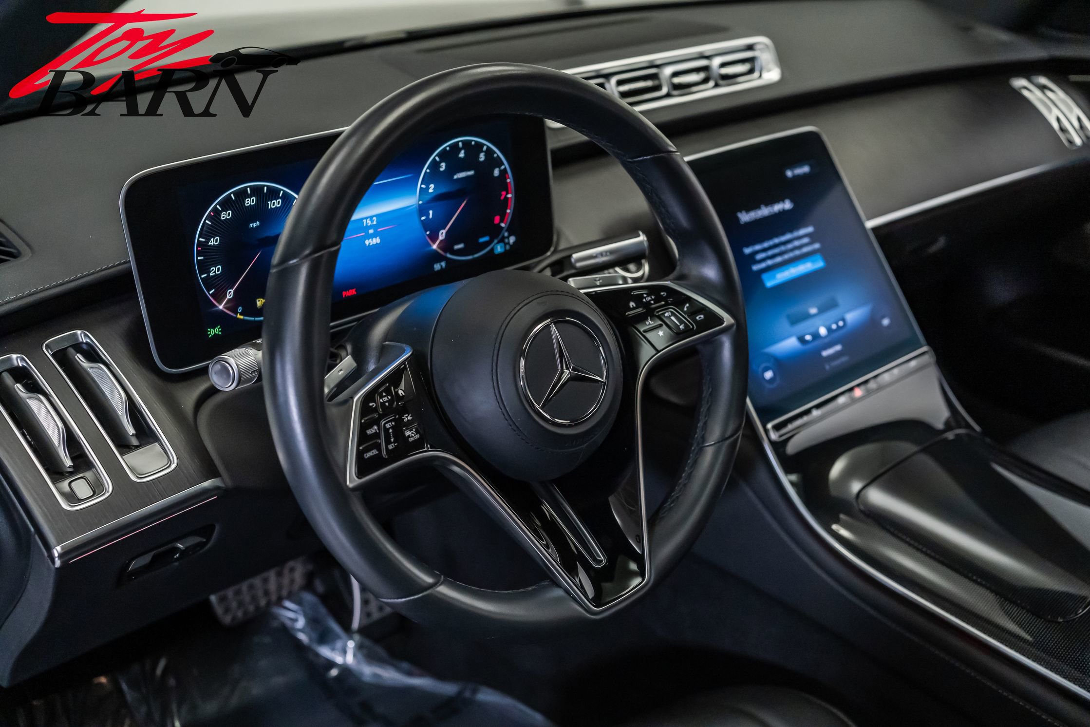 Used 2023 Mercedes-Benz S 500 4MATIC w/ AMG Line image 30