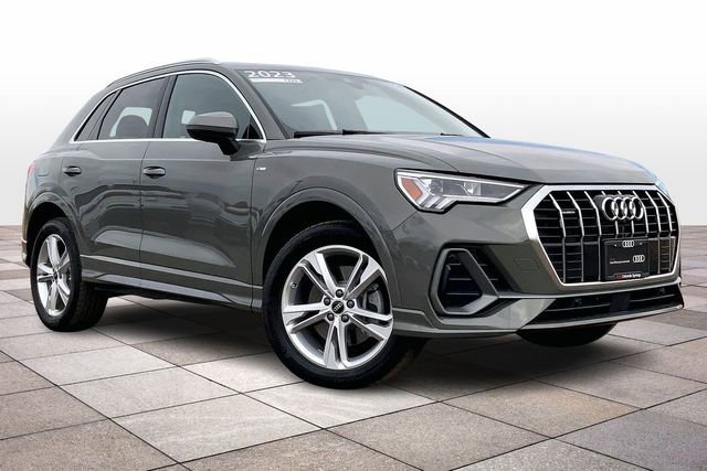 Used 2023 Audi Q3 2.0T Premium Plus w/ Premium Plus Package image 2