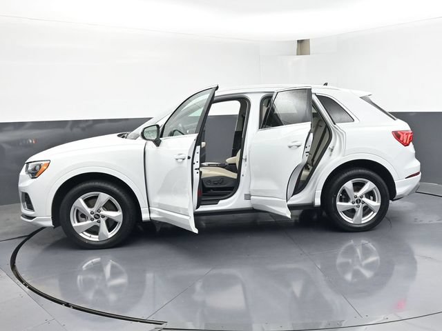 Used 2022 Audi Q3 2.0T Premium AWD/4WD image 52