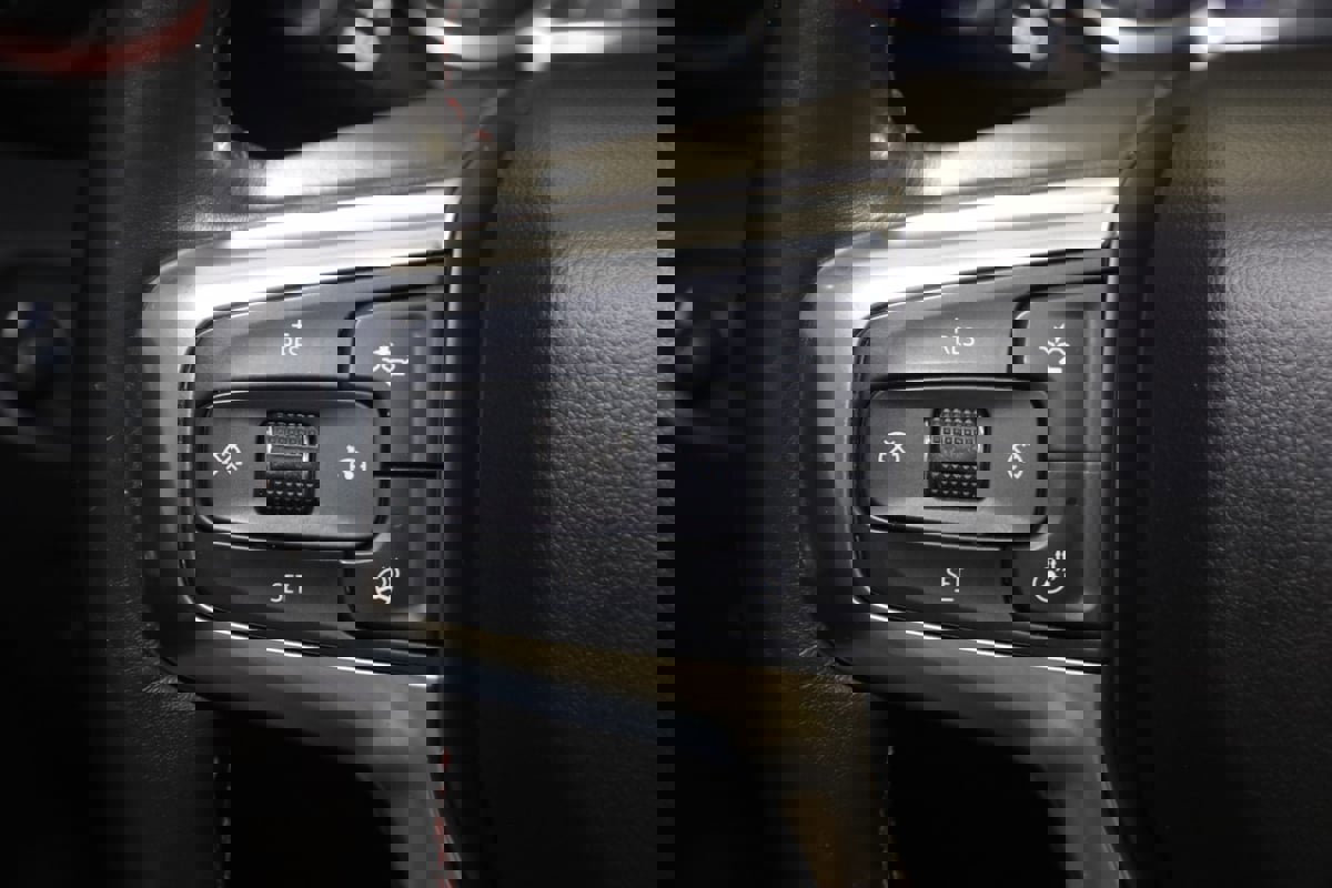 Used 2020 Chevrolet Blazer RS AWD/4WD image 38