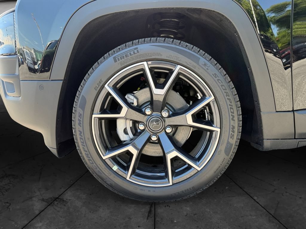 New 2026 Jeep Cherokee Overland w/ Advanced Pro Tech Group AWD/4WD image 14