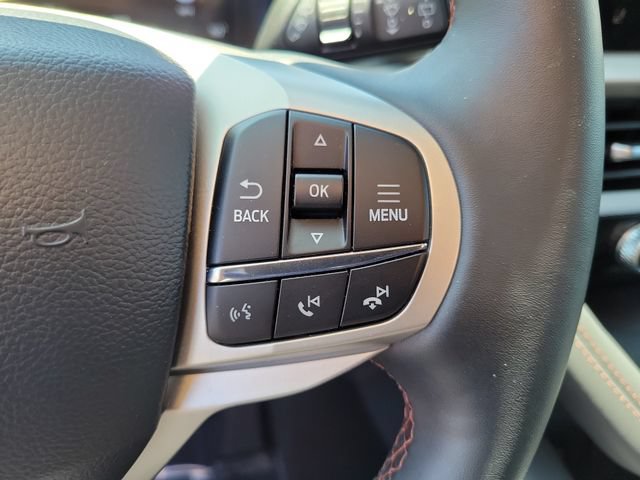Used 2026 Ford Explorer Active w/ Active Comfort Package RWD image 6
