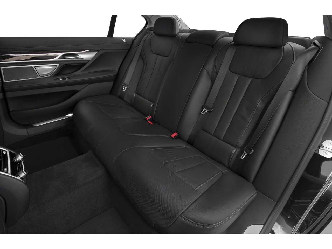 Used 2020 BMW 740i RWD image 9