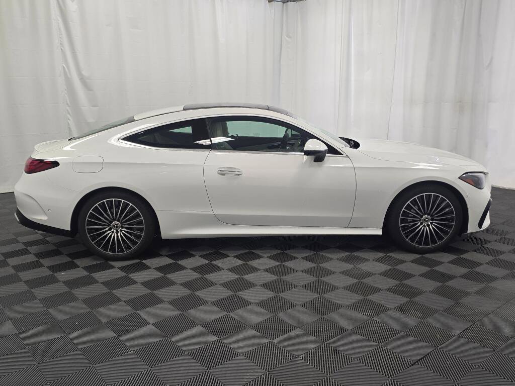 New 2026 Mercedes-Benz CLE 300 4MATIC Coupe image 7