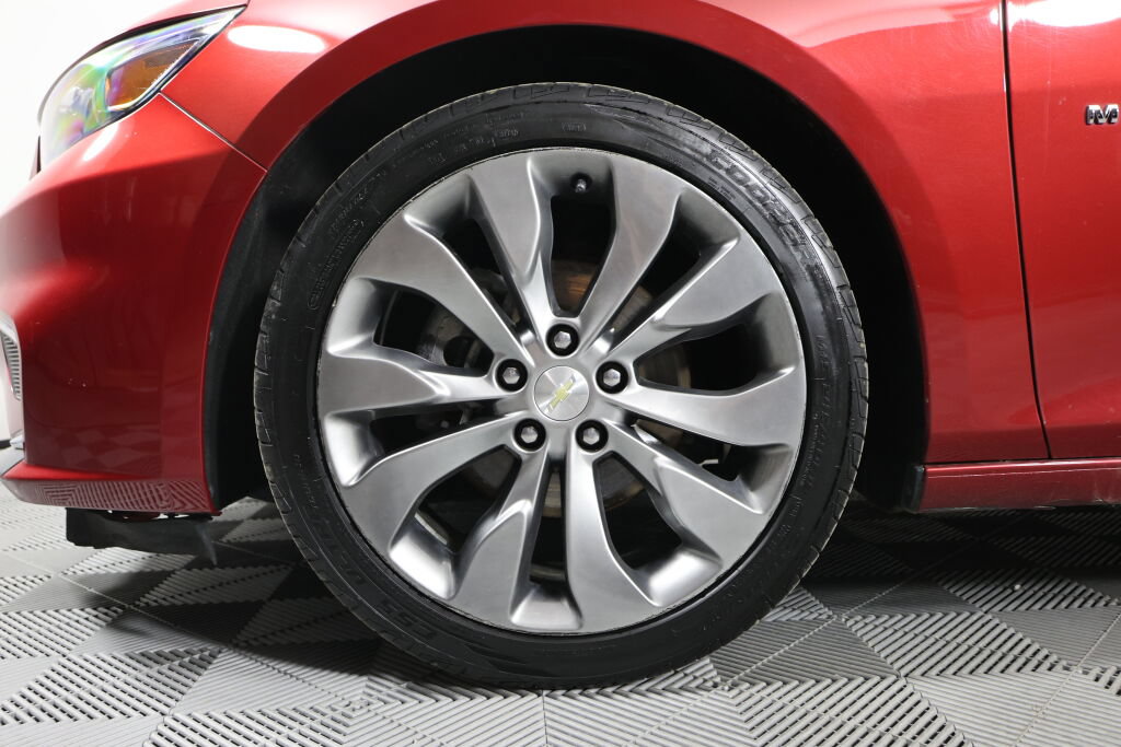 Used 2016 Chevrolet Malibu Premier FWD image 9