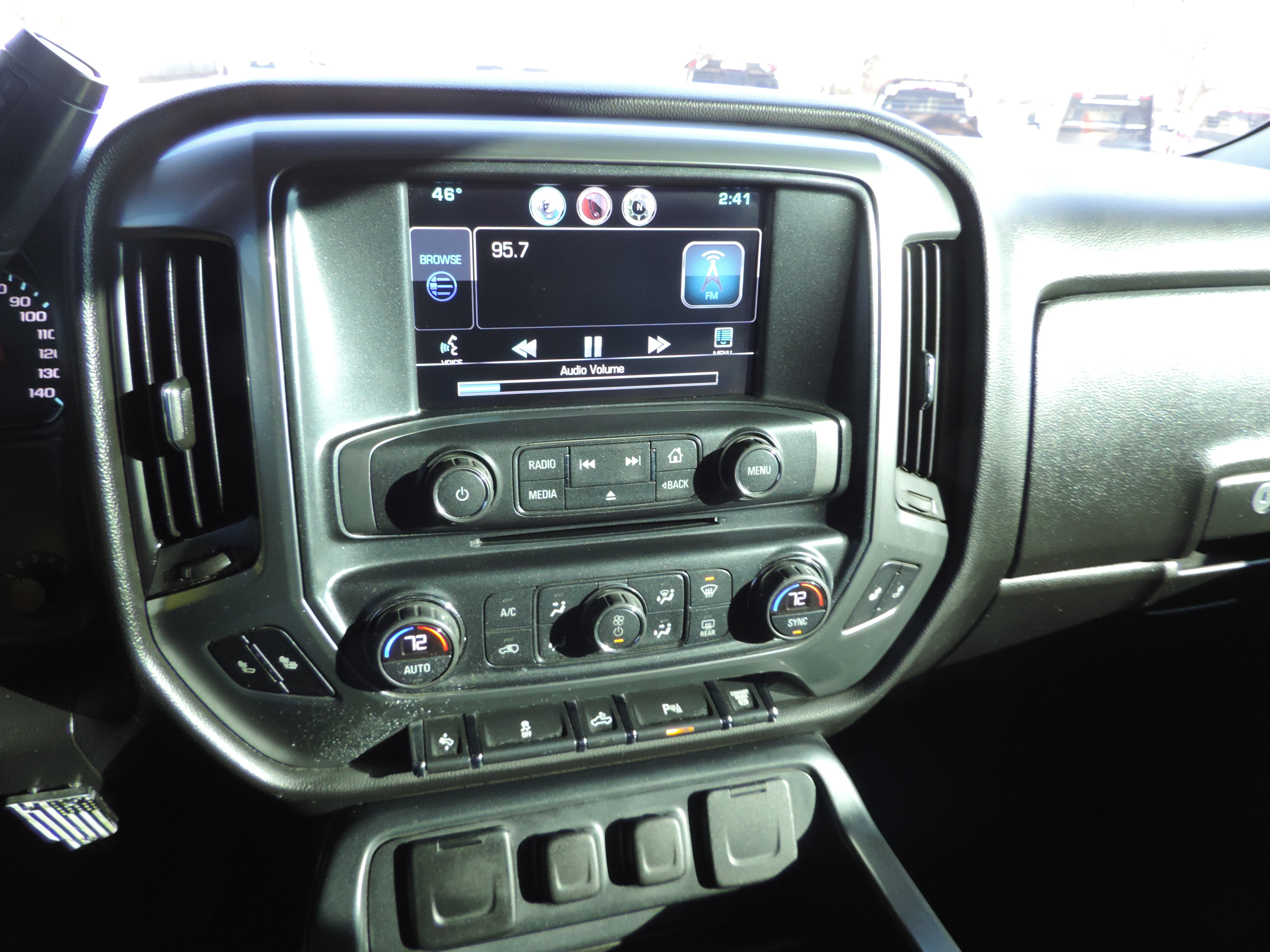 Used 2016 Chevrolet Silverado 3500 LT w/ LT Convenience Package image 9