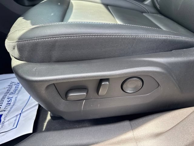 Used 2023 Buick Envision Preferred FWD image 11