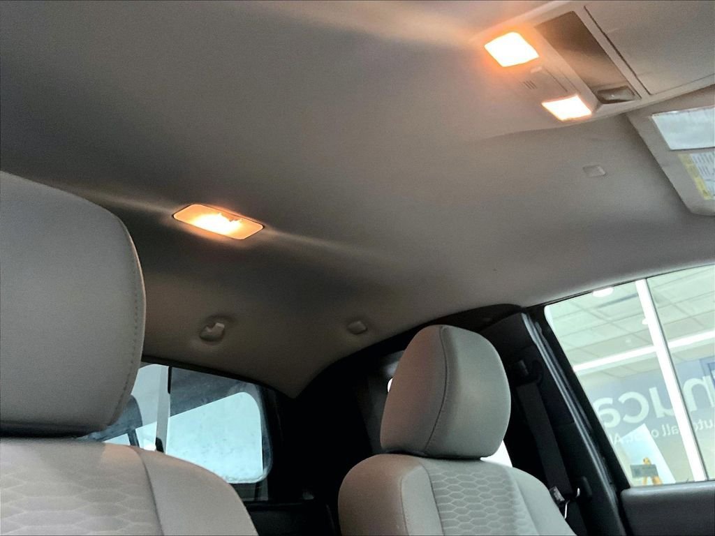 Used 2019 Toyota Tacoma SR AWD/4WD image 20