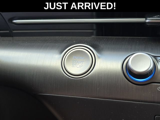 Used 2024 Hyundai Kona SEL FWD image 13