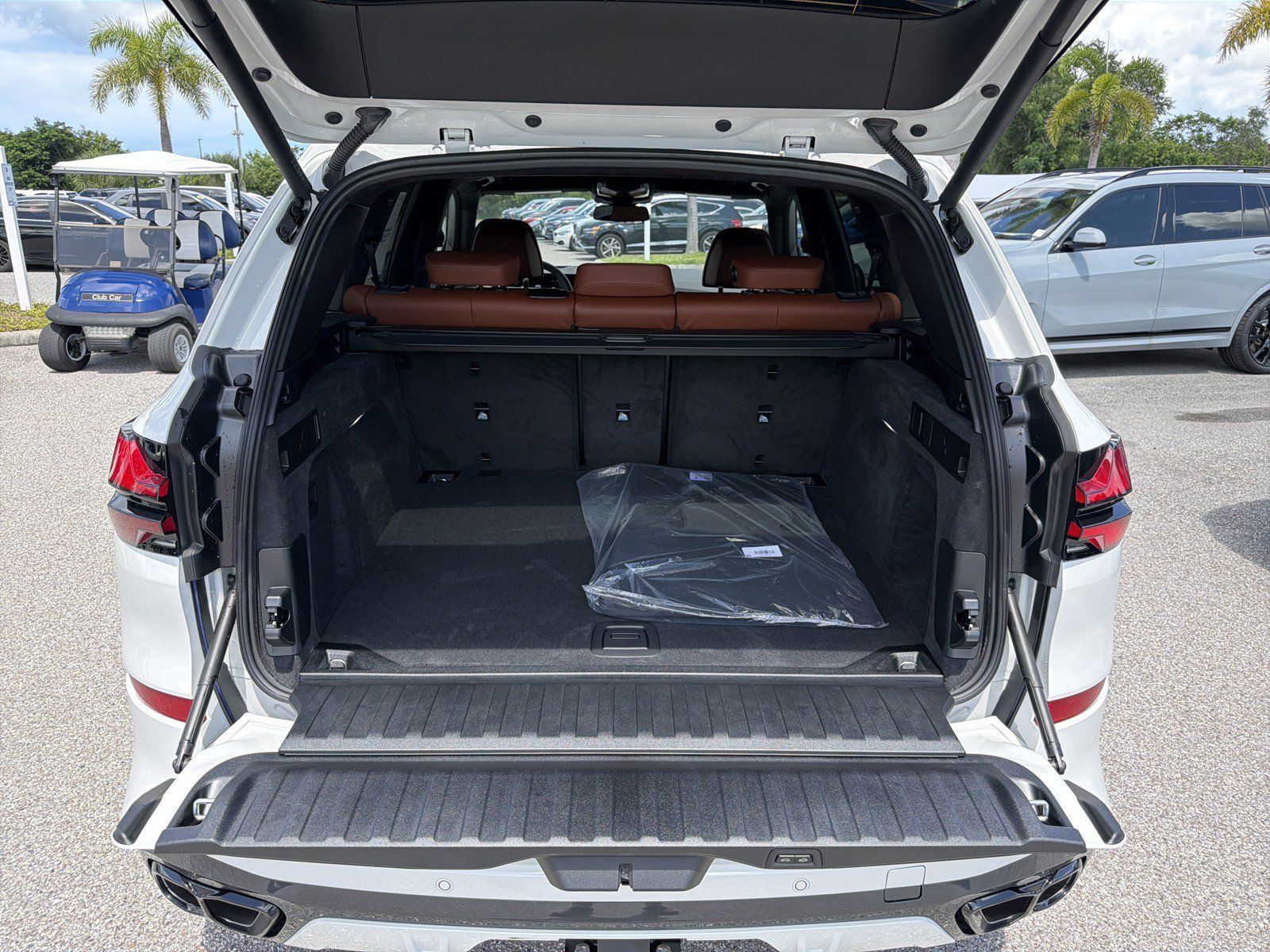New 2026 BMW X5 M60i AWD/4WD image 11