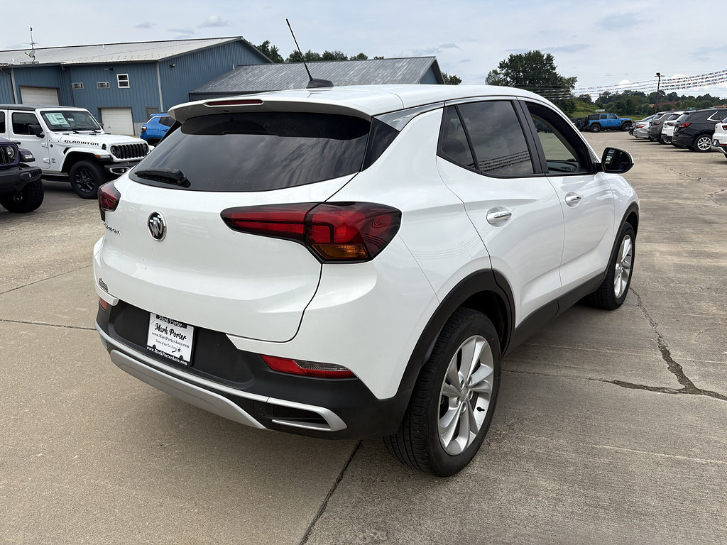 Used 2023 Buick Encore GX Preferred w/ Cold Weather Comfort Package FWD image 5