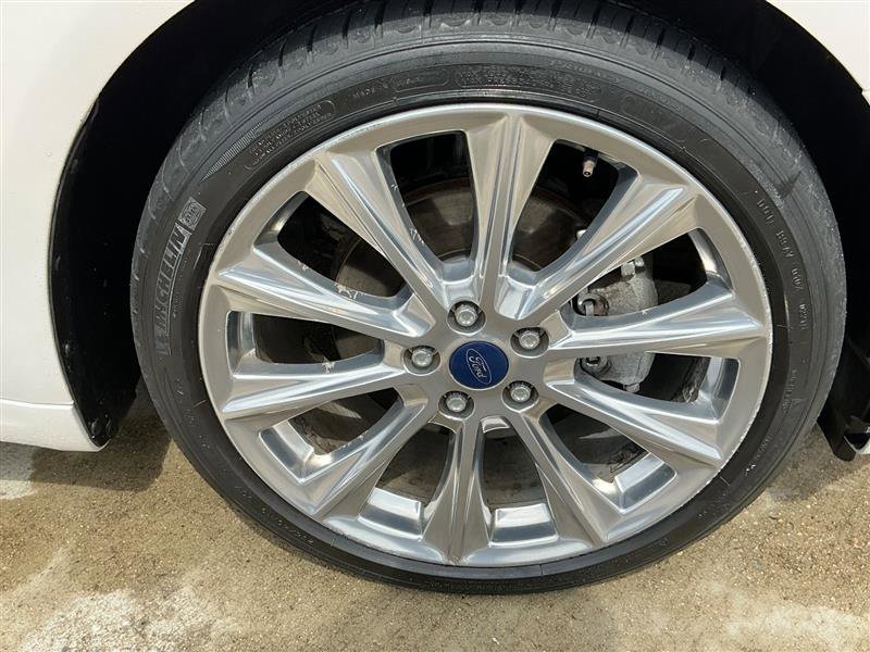 Used 2017 Ford Fusion Platinum image 25