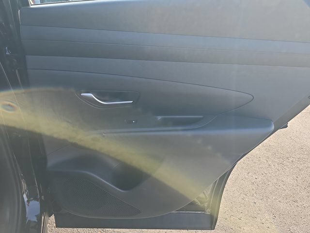 Used 2026 Hyundai Tucson SE FWD image 16