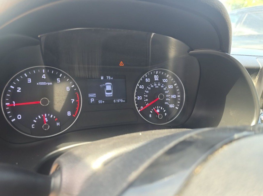 Used 2020 Kia Forte LXS FWD image 6