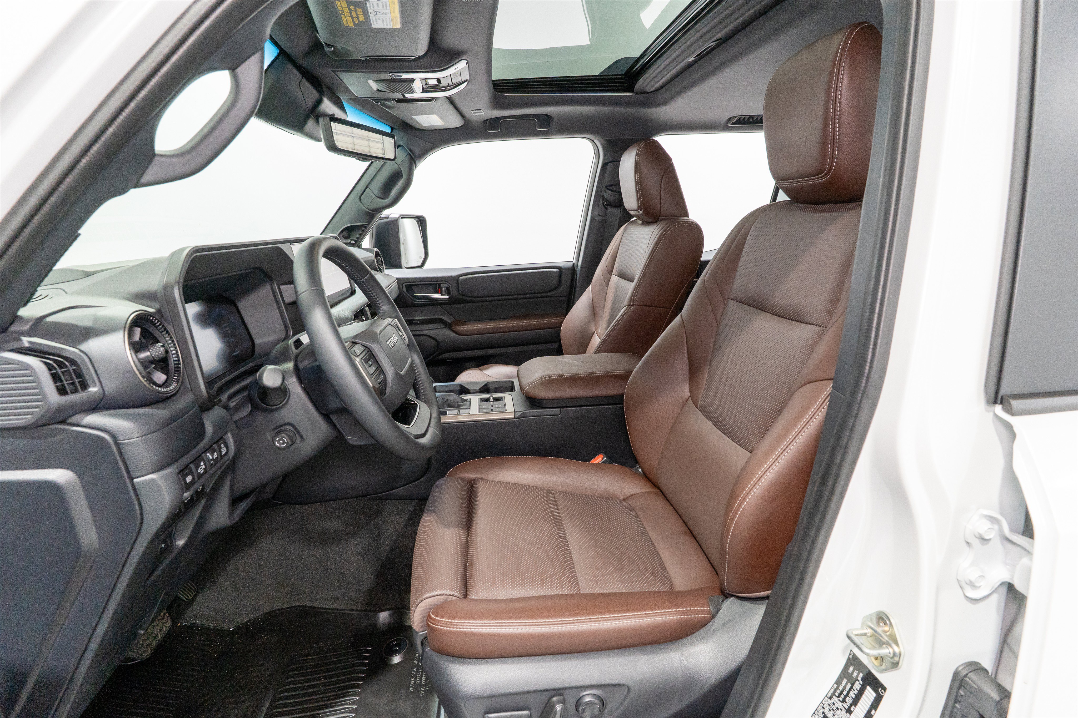 Used 2025 Toyota Land Cruiser w/ Premium Package AWD/4WD image 15