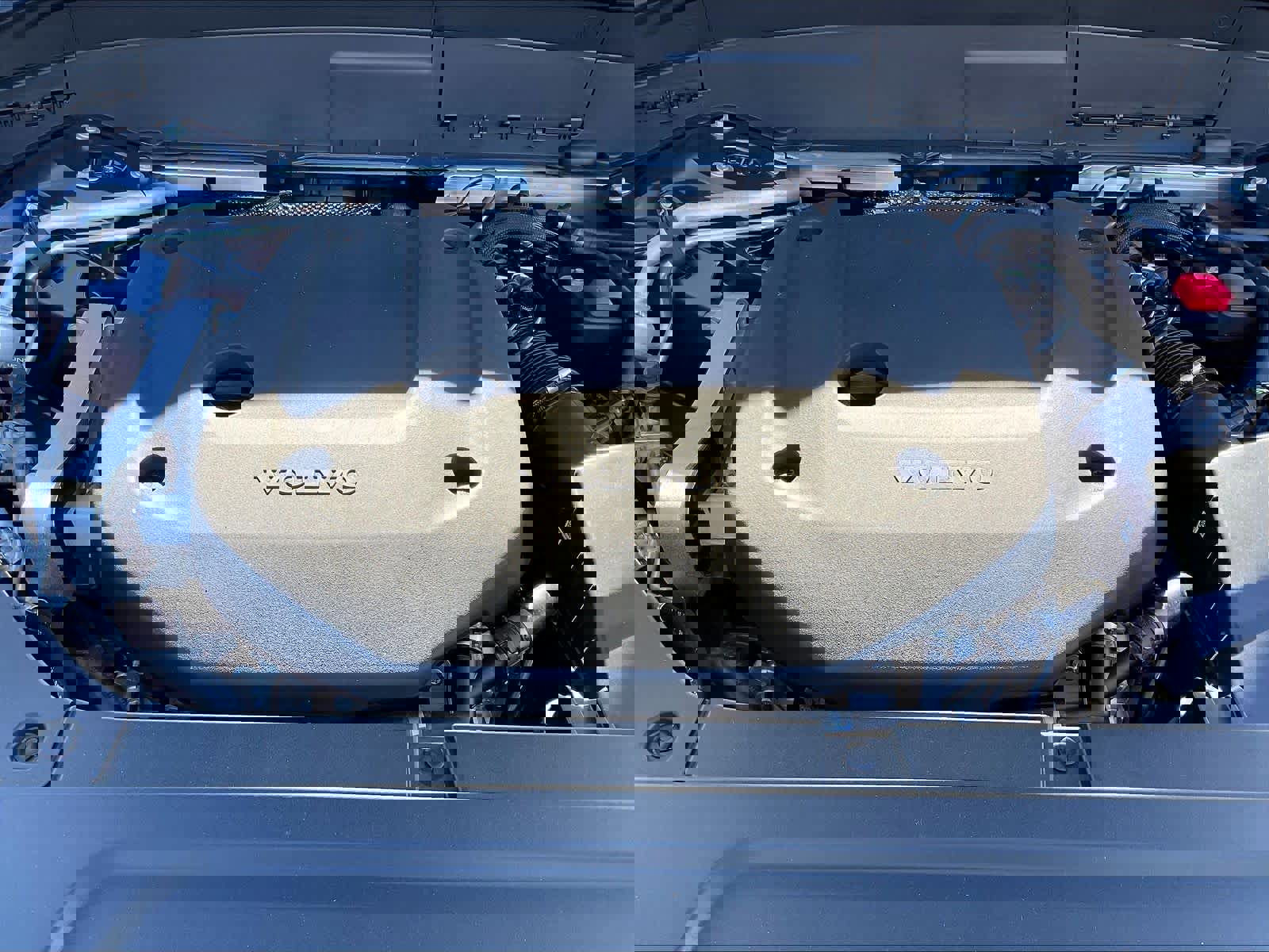 New 2026 Volvo XC90 B6 Plus w/ Protection Package Premier image 13