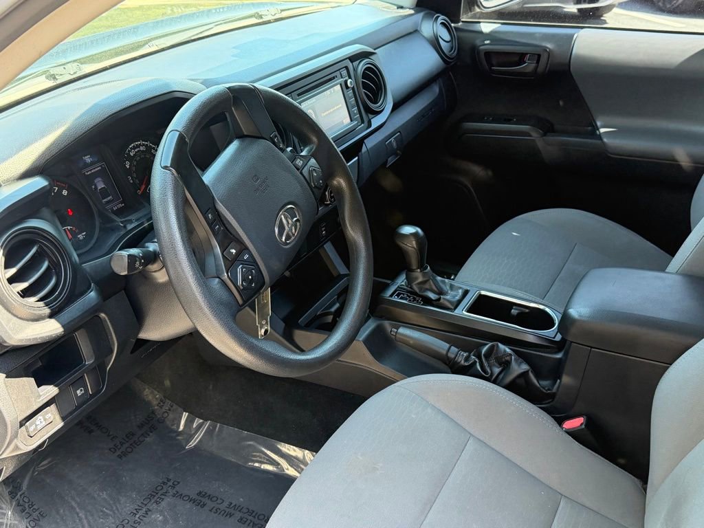 Used 2018 Toyota Tacoma SR RWD image 23