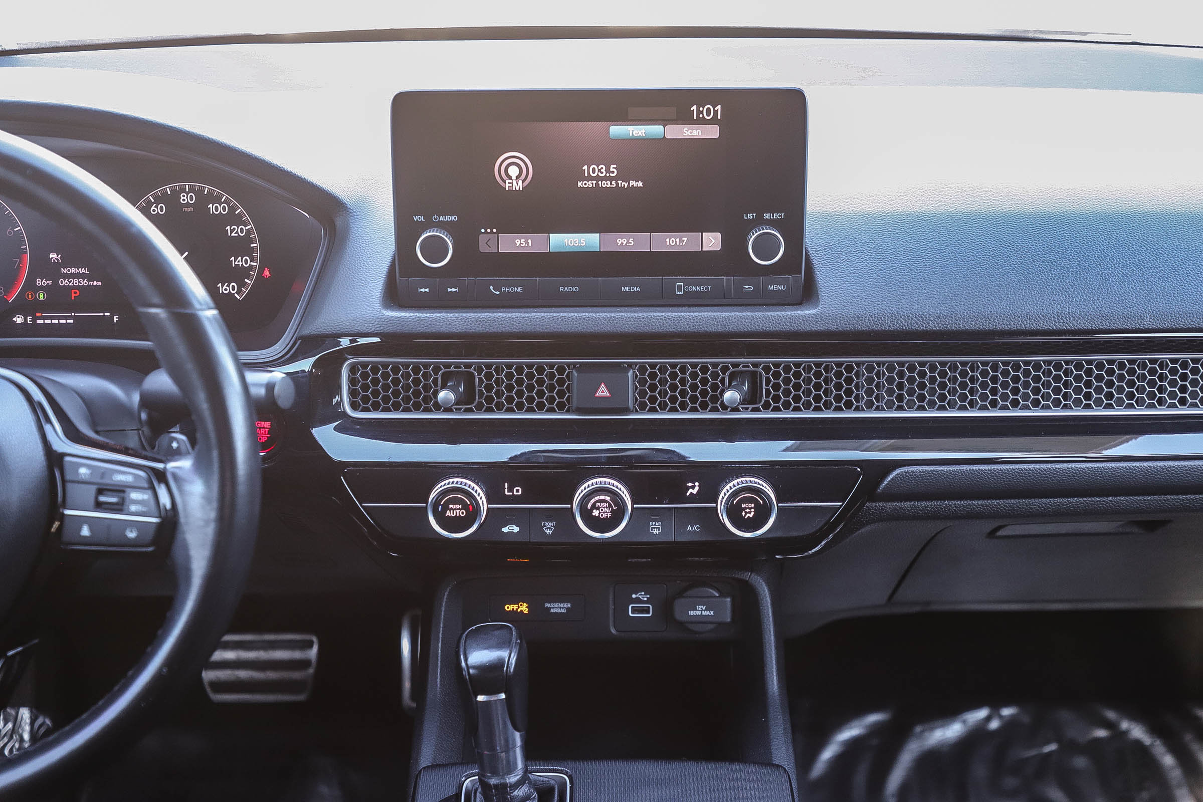 Used 2022 Honda Civic Sport image 14