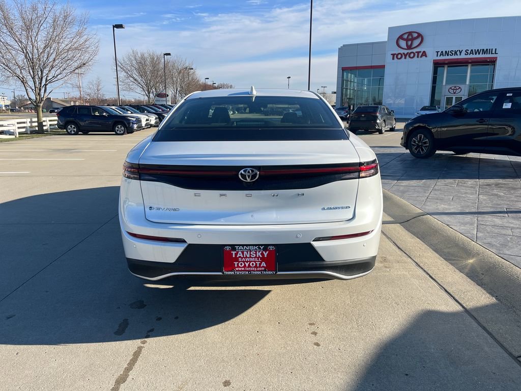 New 2026 Toyota Crown Limited image 4