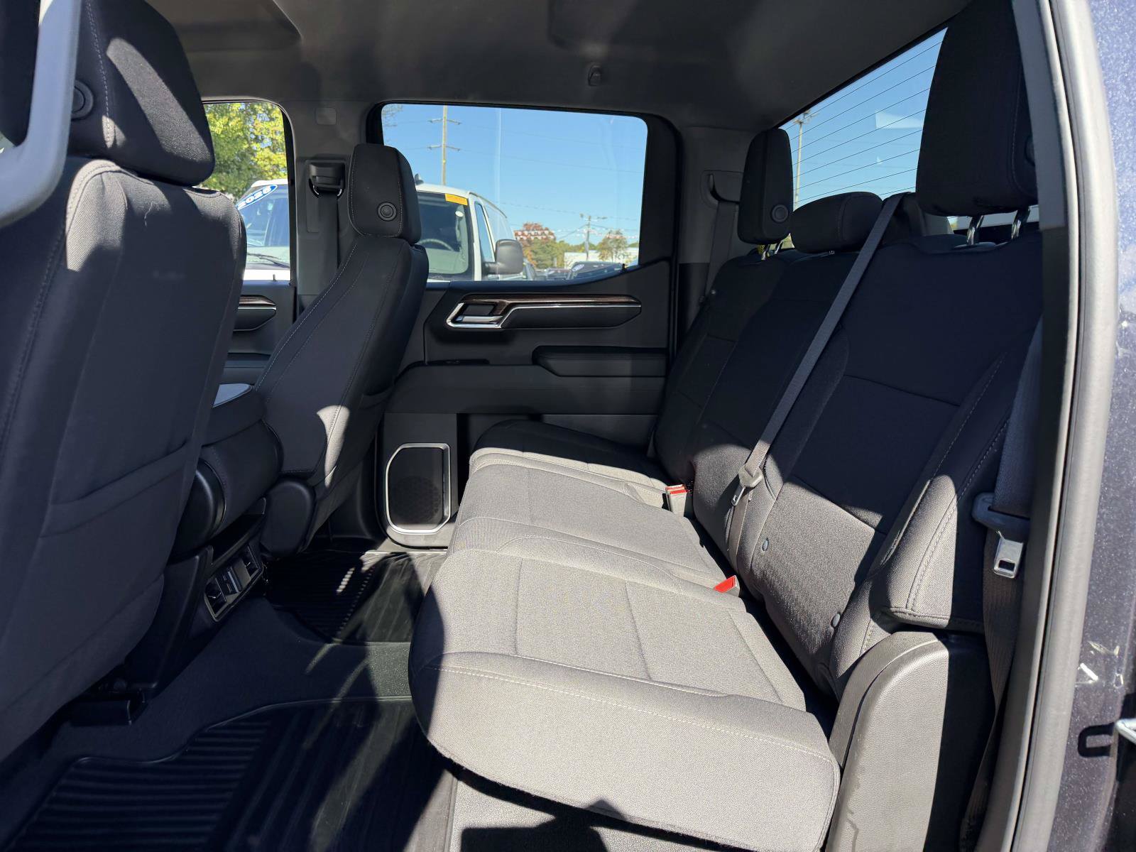 Used 2024 Chevrolet Silverado 1500 LT AWD/4WD image 16