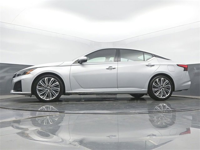 Used 2023 Nissan Altima 2.5 SL image 47