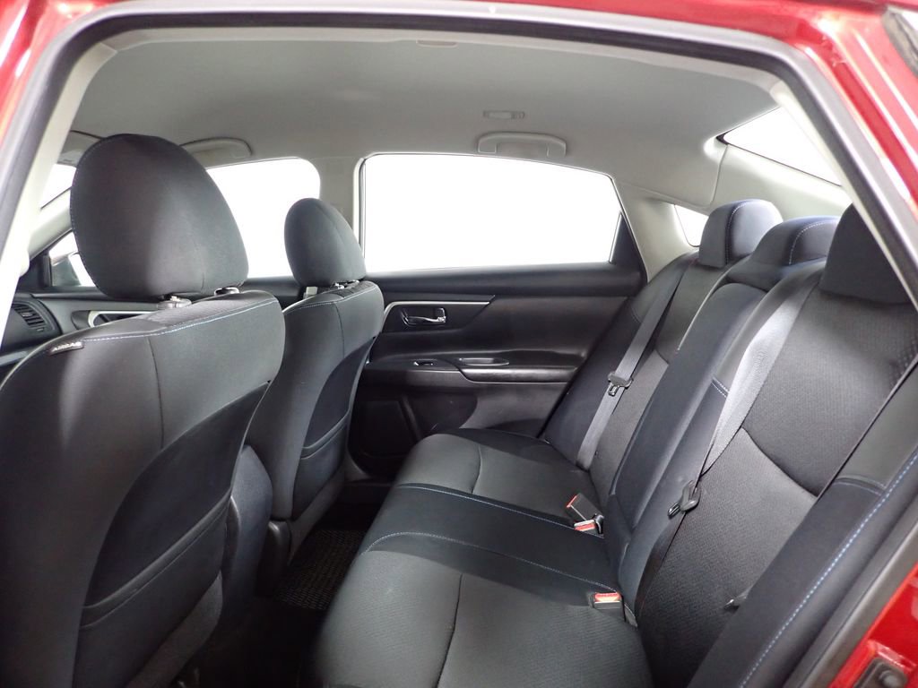 Used 2018 Nissan Altima 2.5 SR FWD image 30
