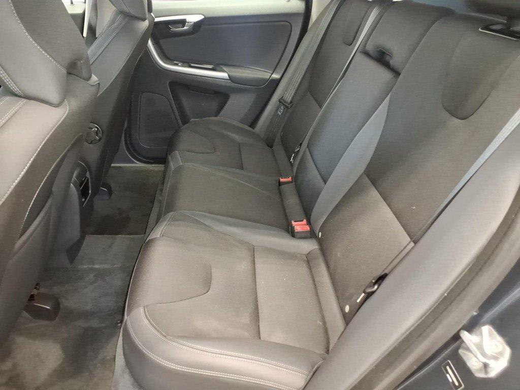 Used 2014 Volvo XC60 AWD 3.2 image 11