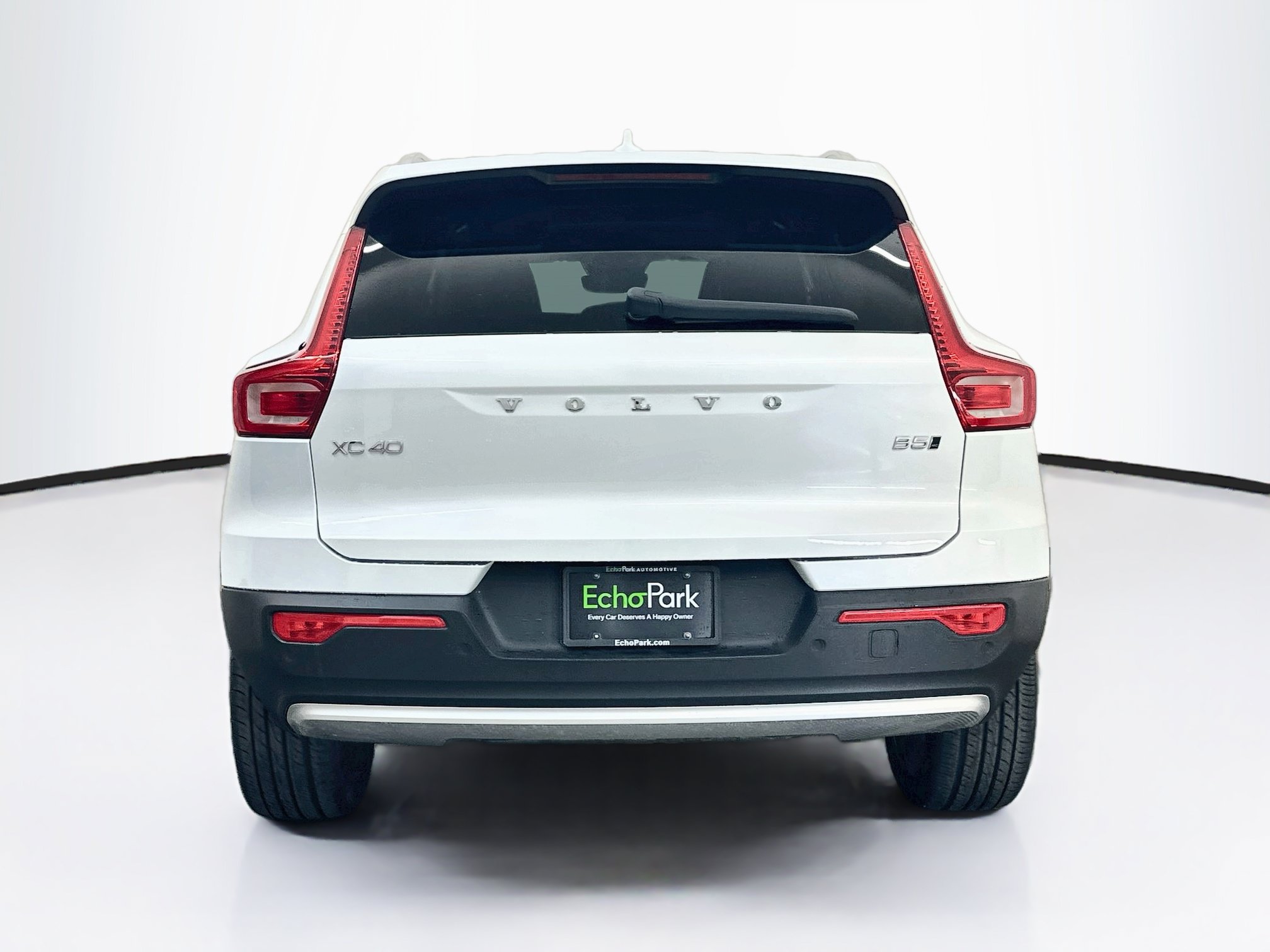 Used 2023 Volvo XC40 B5 Ultimate AWD/4WD image 7