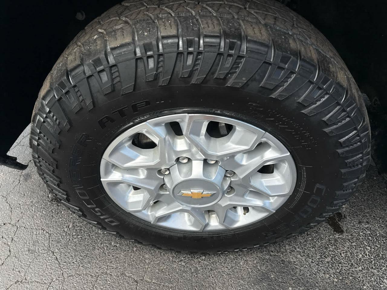 Used 2026 Chevrolet Silverado 2500 LT AWD/4WD image 12