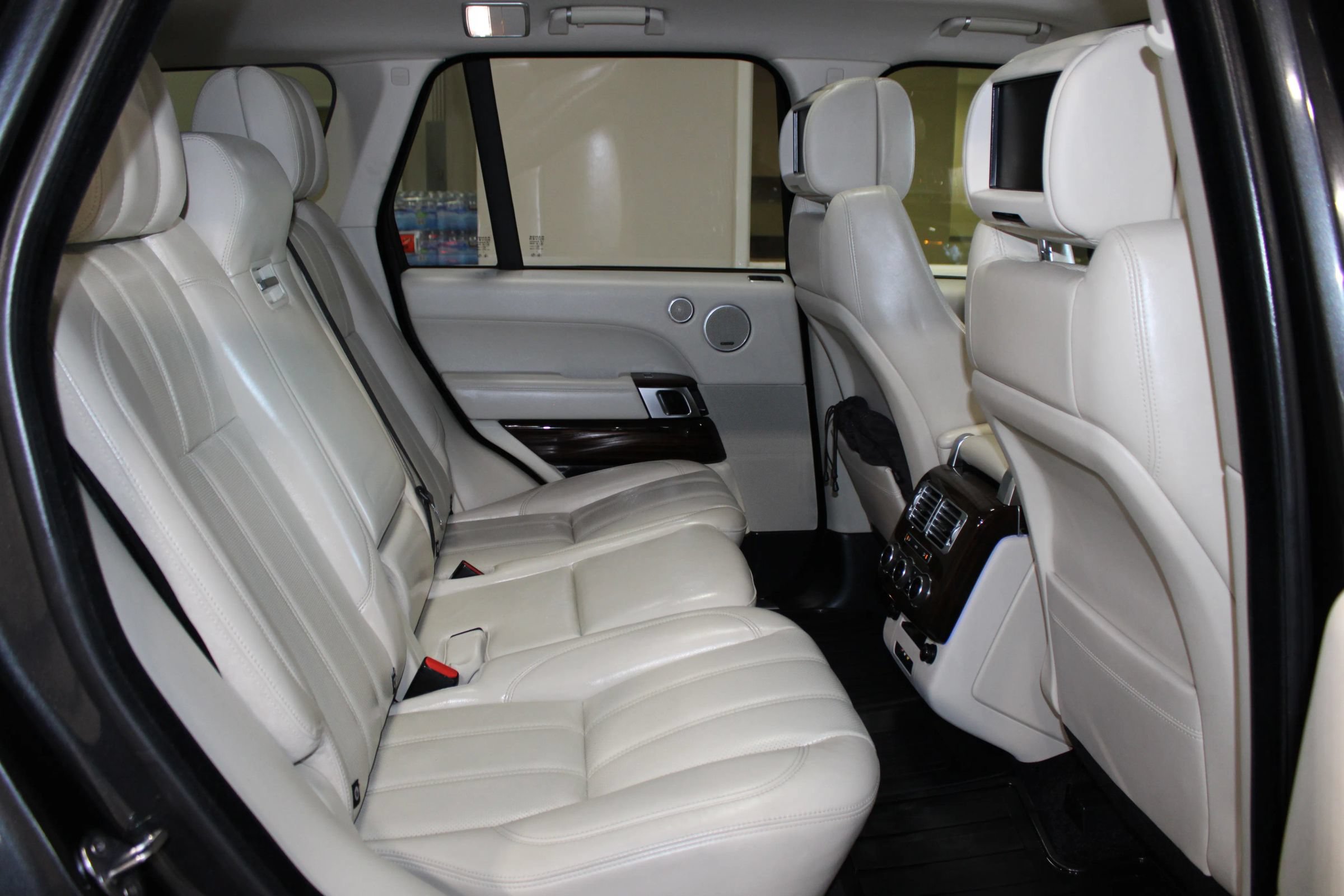 Used 2014 Land Rover Range Rover Supercharged AWD/4WD image 43
