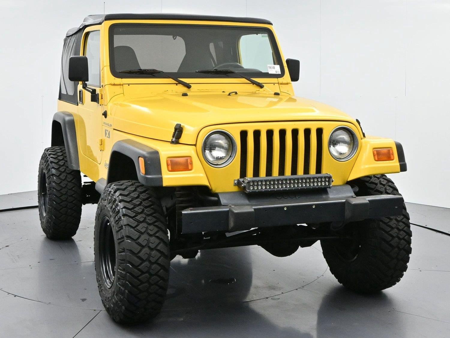 Used 2002 Jeep Wrangler X AWD/4WD image 2