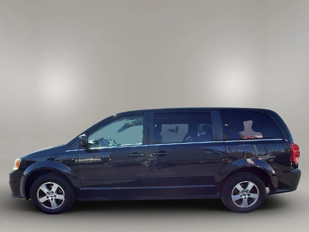 Used 2012 Dodge Grand Caravan Crew image 4
