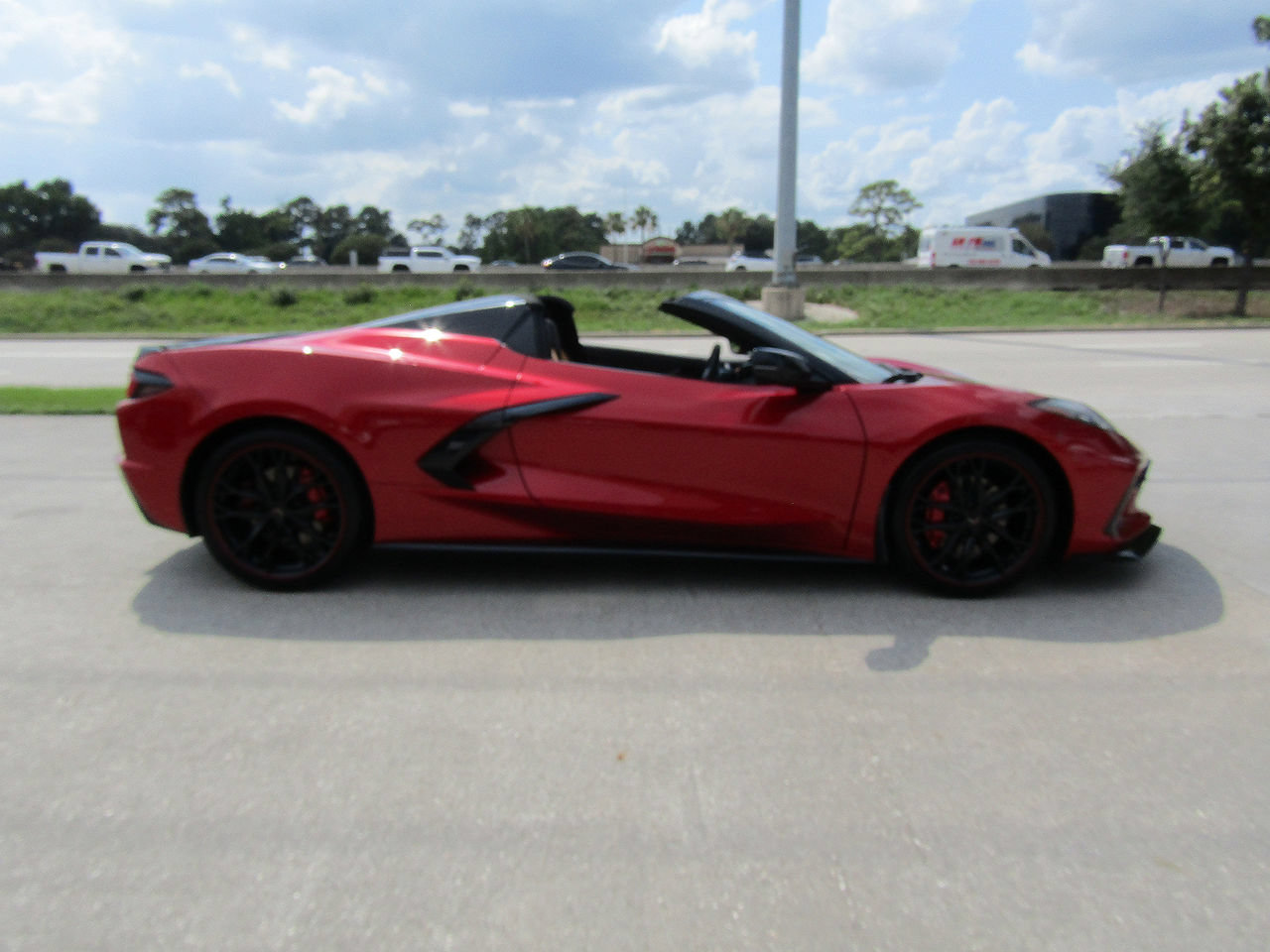 Used 2024 Chevrolet Corvette Stingray Preferred Conv w/ Stealth Interior Trim Package RWD image 4