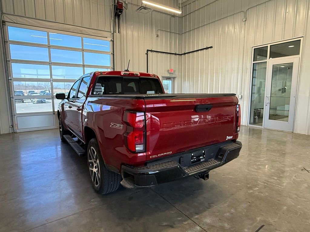 Used 2024 Chevrolet Colorado Z71 w/ Z71 Convenience Package 2 image 6