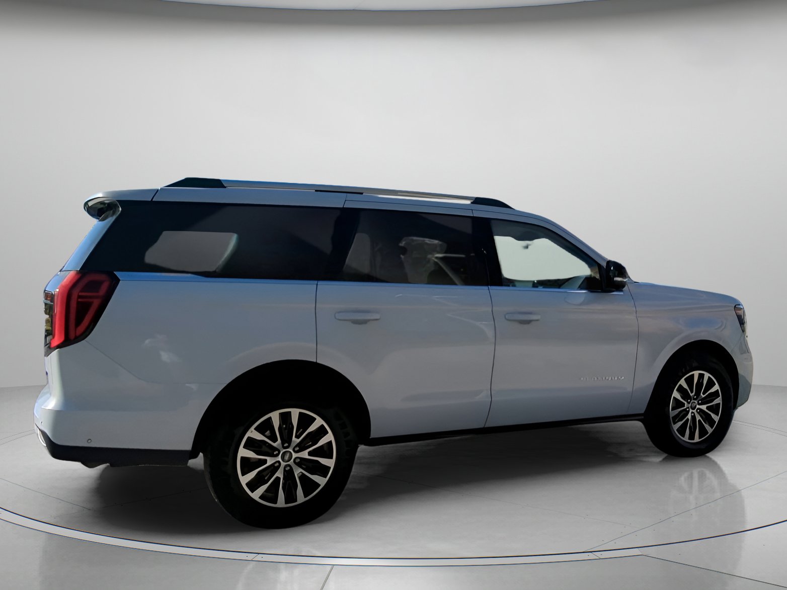 Certified 2025 Ford Expedition Platinum image 29