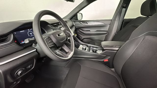 New 2026 Jeep Grand Cherokee L Laredo AWD/4WD image 21