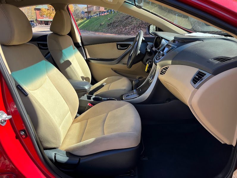 Used 2013 Hyundai Elantra GLS w/ Preferred Pkg image 36