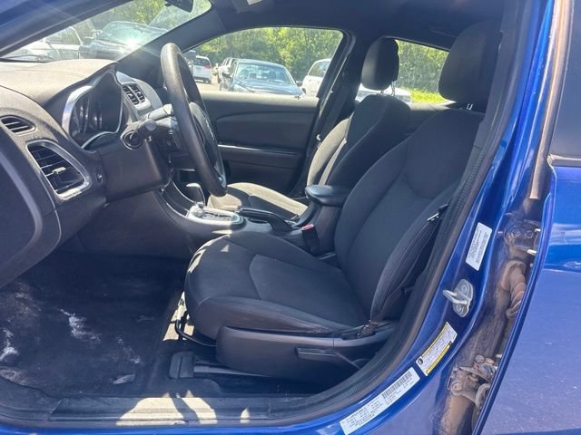Used 2014 Dodge Avenger SE w/ Rallye Appearance Group FWD image 12