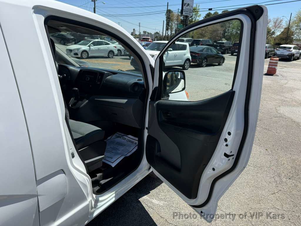 Used 2017 Nissan NV200 S image 10