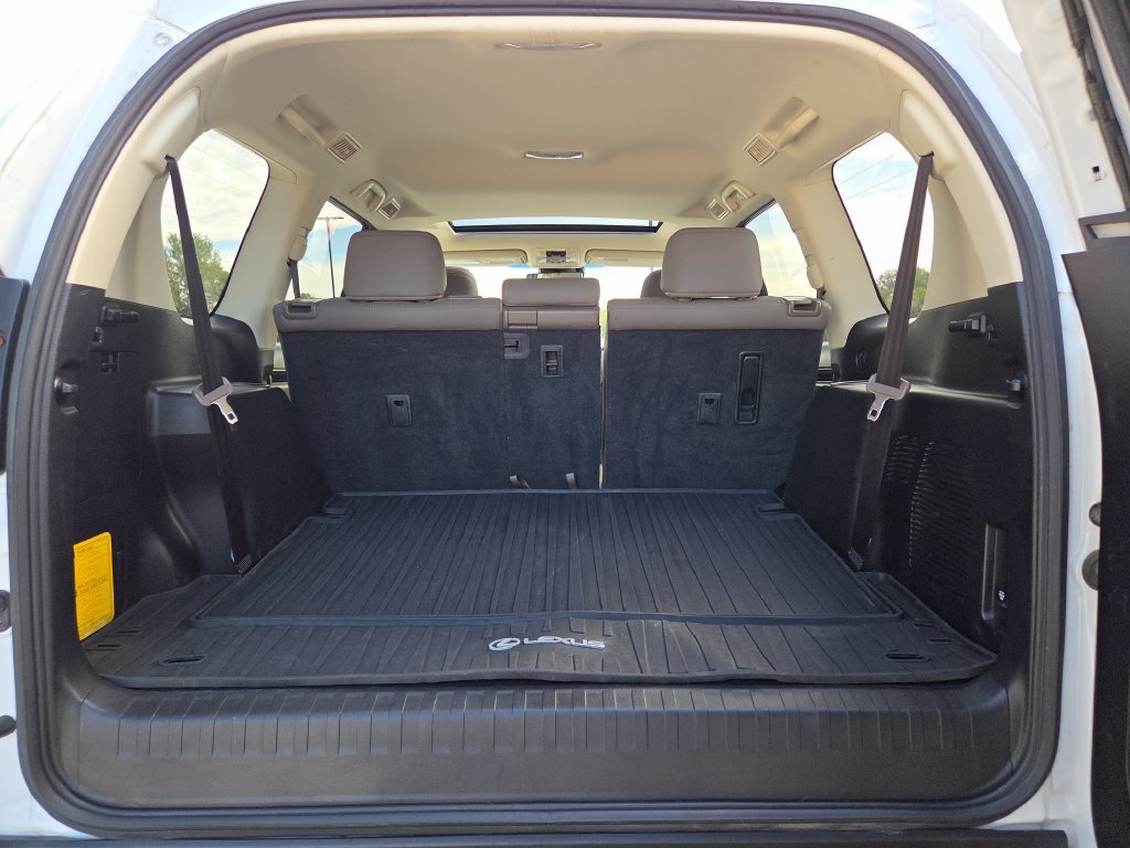 Used 2020 Lexus GX 460 Premium w/ Premium Package AWD/4WD image 30