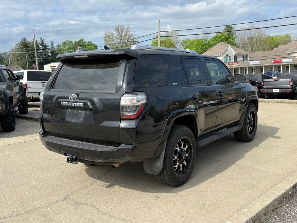Used 2018 Toyota 4Runner SR5 image 6