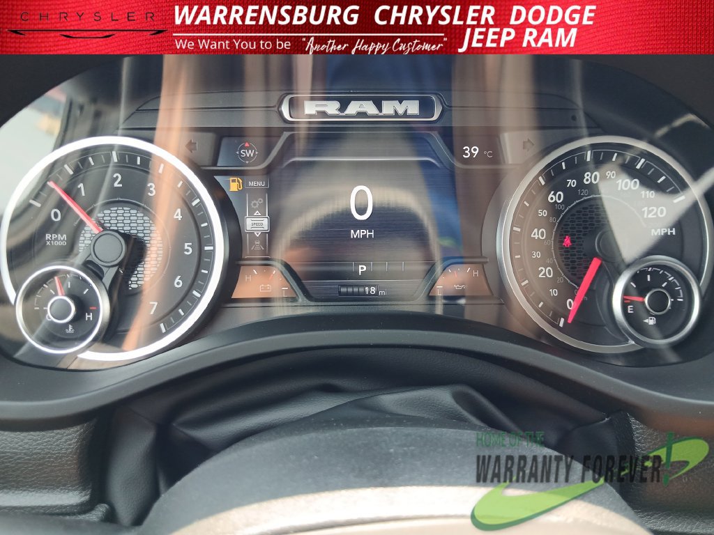 New 2026 RAM 1500 Express AWD/4WD image 19