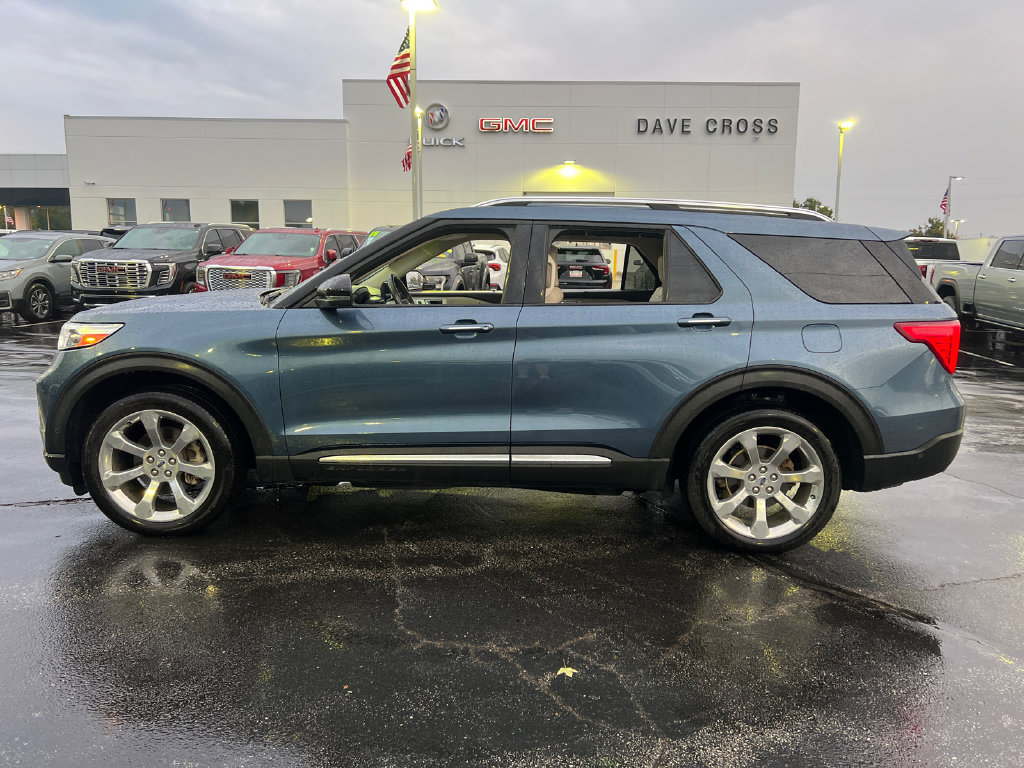 Used 2020 Ford Explorer Platinum w/ Premium Technology Package AWD/4WD image 11
