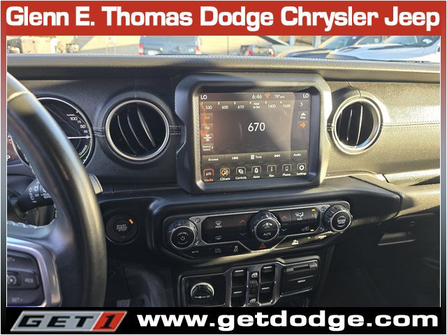 Certified 2022 Jeep Wrangler Unlimited Sahara AWD/4WD image 15