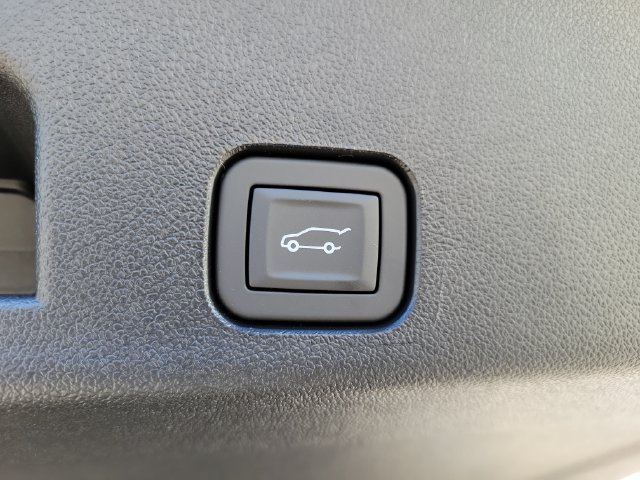 New 2027 Chevrolet Traverse Z71 w/ Enhanced Driving Package AWD/4WD image 12